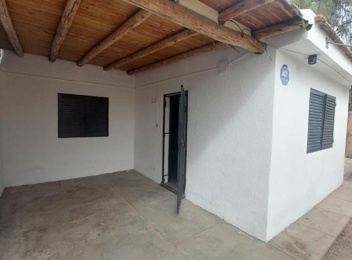 Se alquila casa en San Martin 5