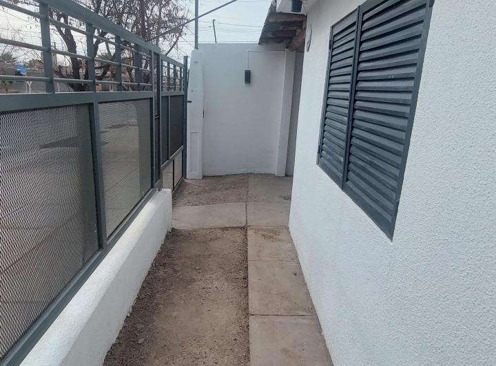 Se alquila casa en San Martin 2