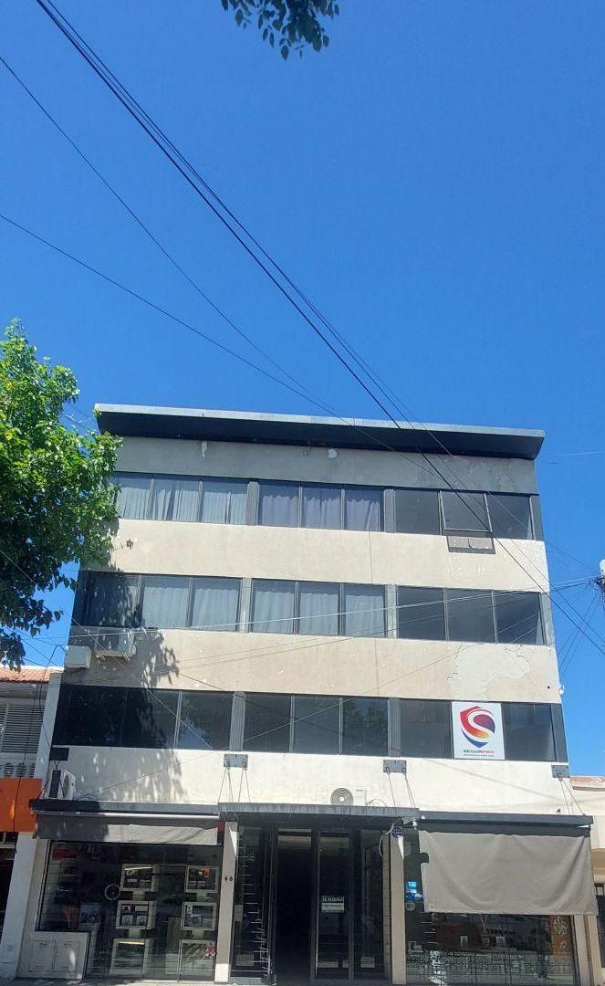Se alquila oficina en San martin
