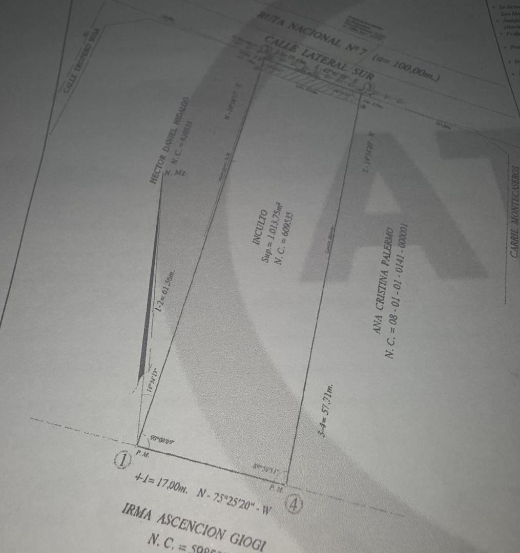 Foto de Se vende lote lateral sur Ruta 7, imagen 1