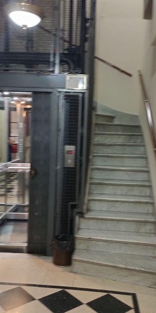 Foto de Alquiler expensas y aysa incluidas todo rubro, imagen 4