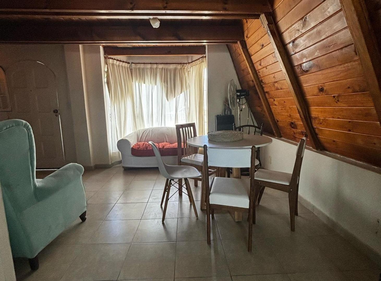 Foto de IMPECABLE CASA ESTILO ALPINA TOTALMENTE RECICLADA, imagen 5