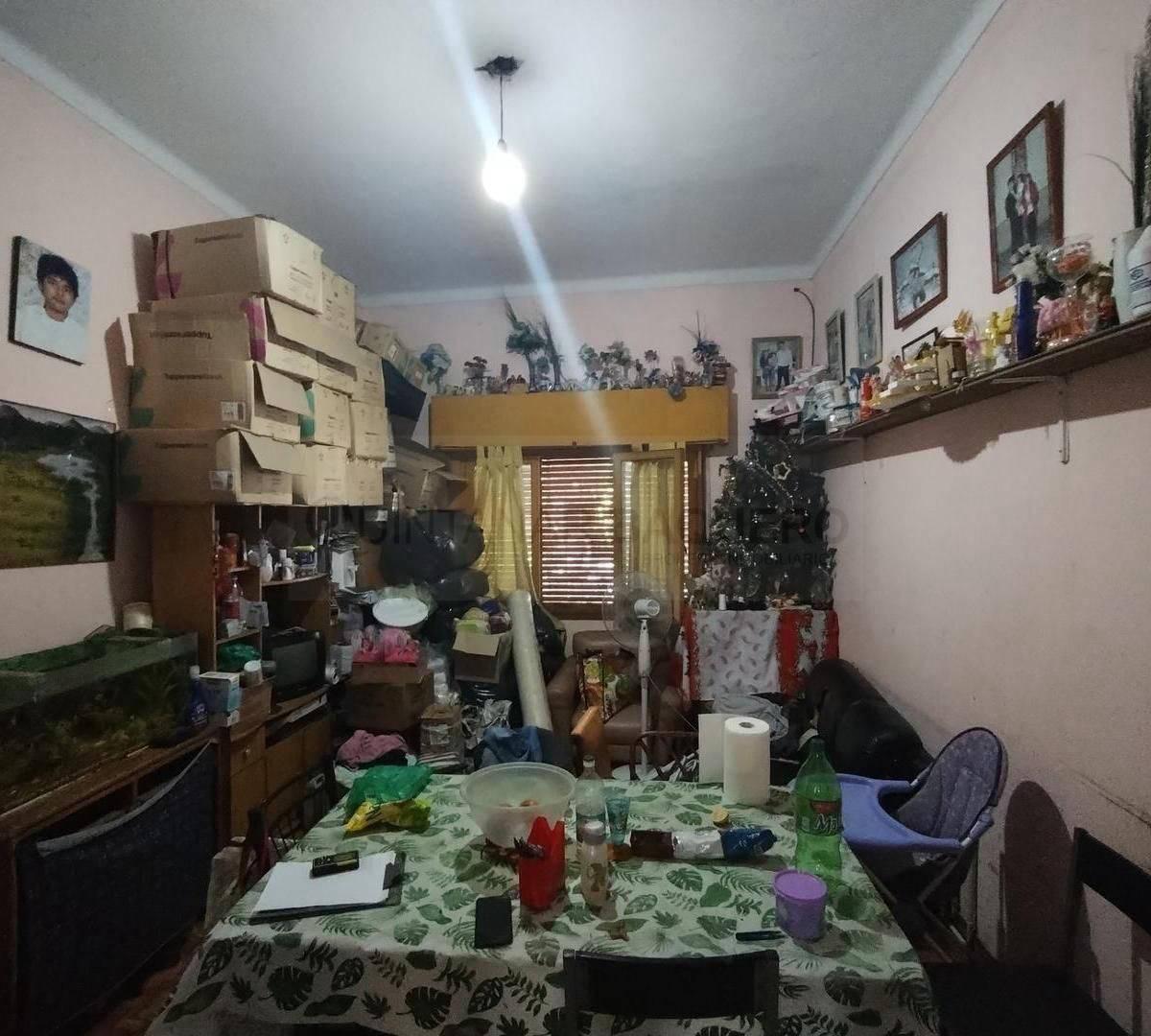 Venta de Casa de 5 Ambientes en Pompeya 4