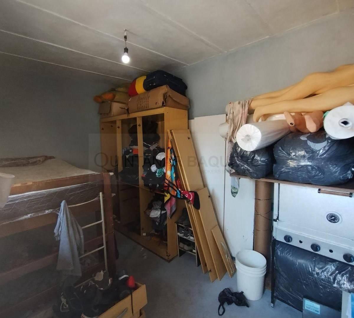 Venta de Casa de 5 Ambientes en Pompeya 1
