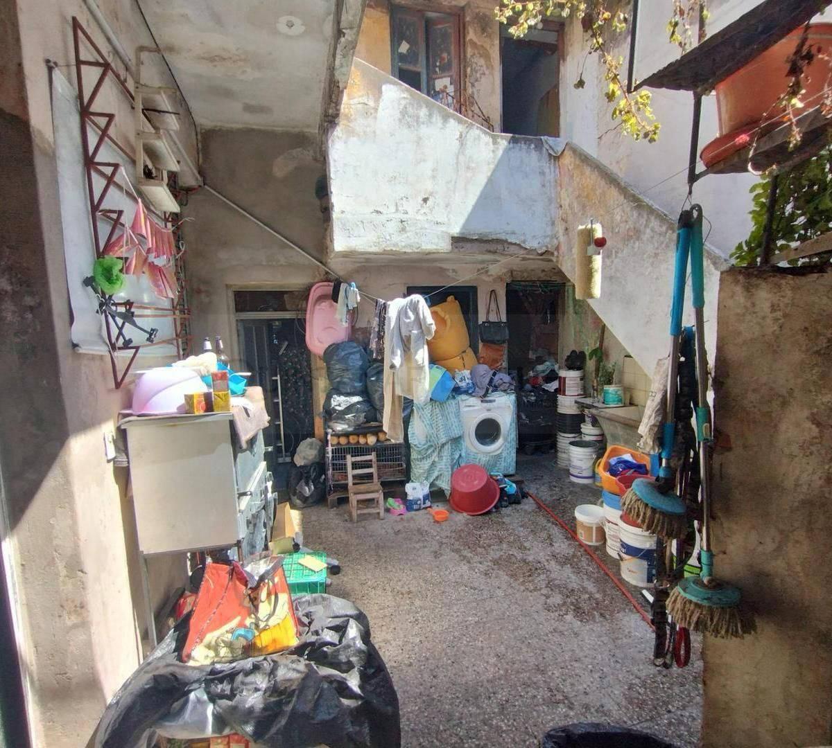 Venta de Casa de 5 Ambientes en Pompeya 5