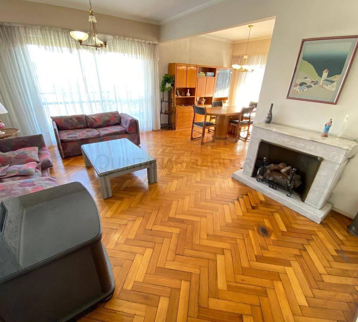 Venta de Departamento en Pompeya 3