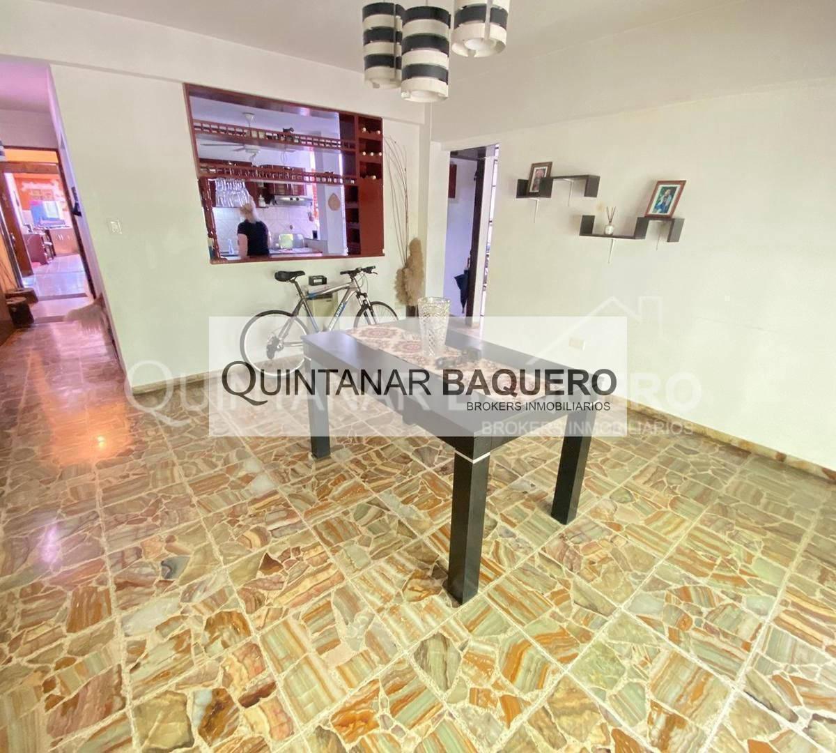 Venta de Departamento Tipo Casa de 3 Ambientes Al Frente 2