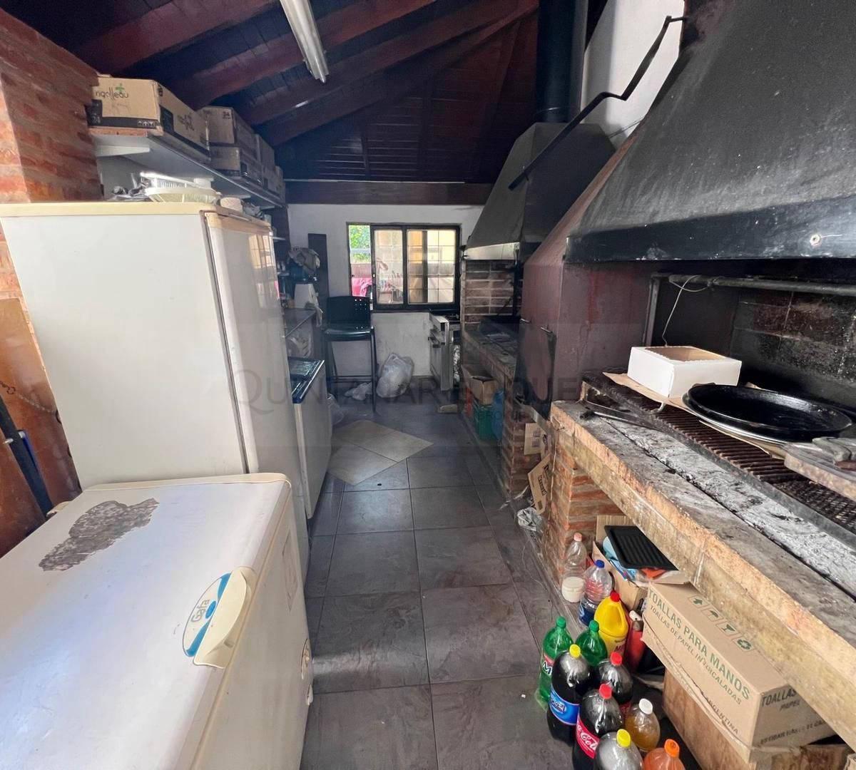 Venta de Departamento de 6 Ambientes y Salon de Fiestas 3