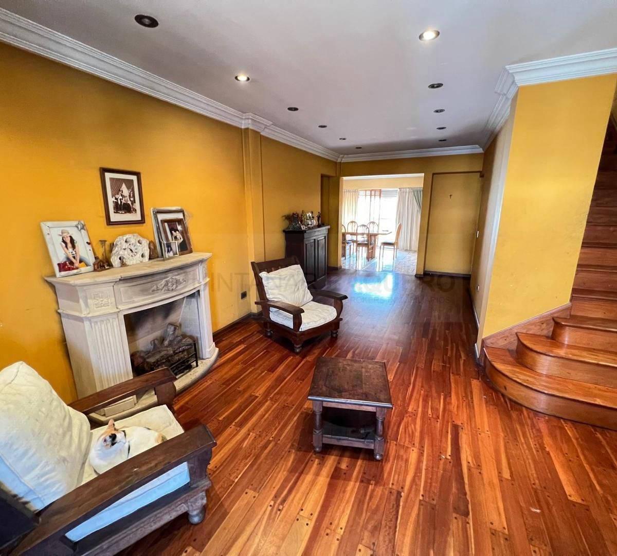 Venta de Departamento de 6 Ambientes y Salon de Fiestas 1