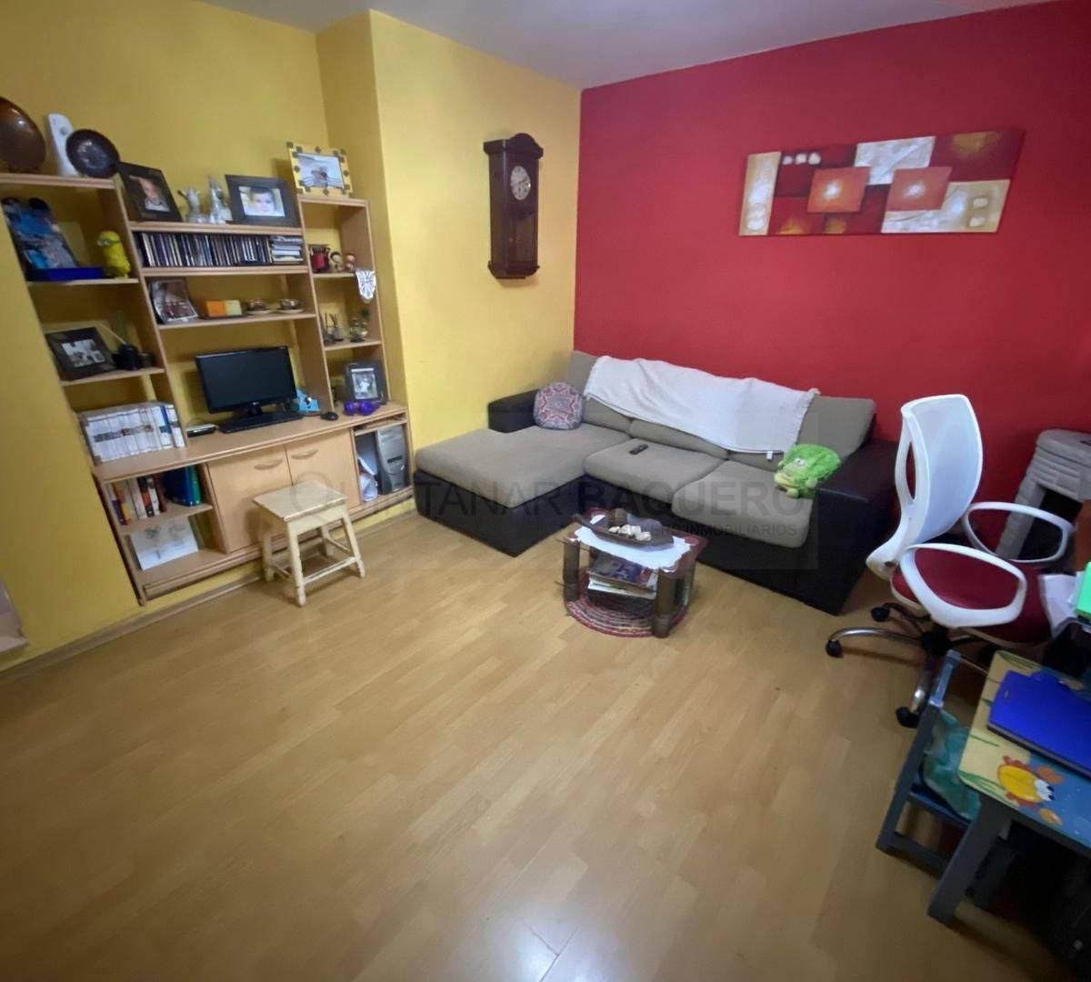 Venta de Casa de 3 Ambientes en Pompeya 2