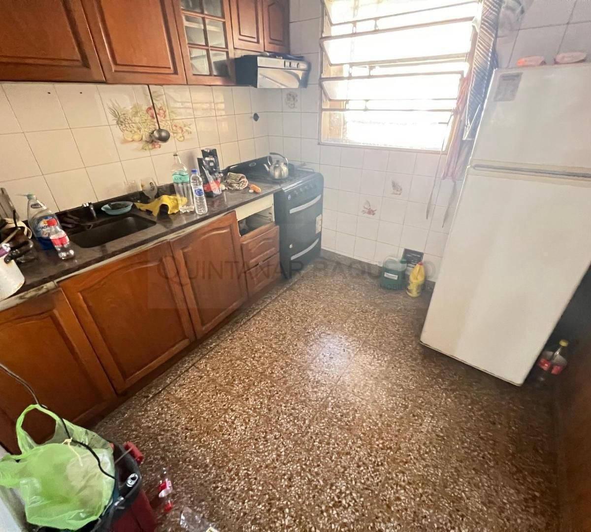 Venta de Casa con Jardin en Pompeya 1
