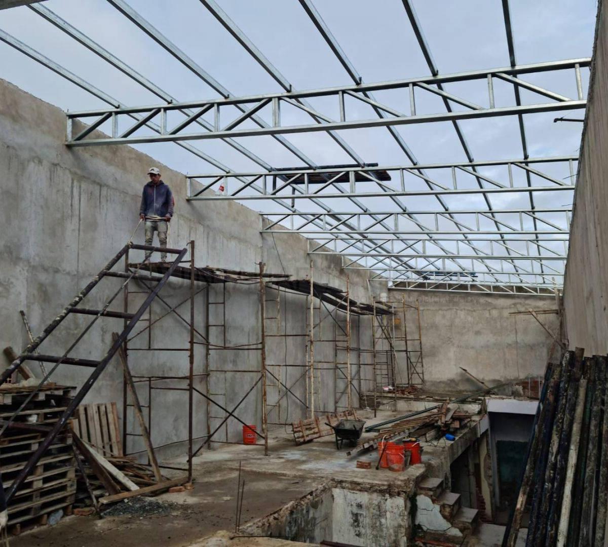 Venta de Deposito en Pompeya 5