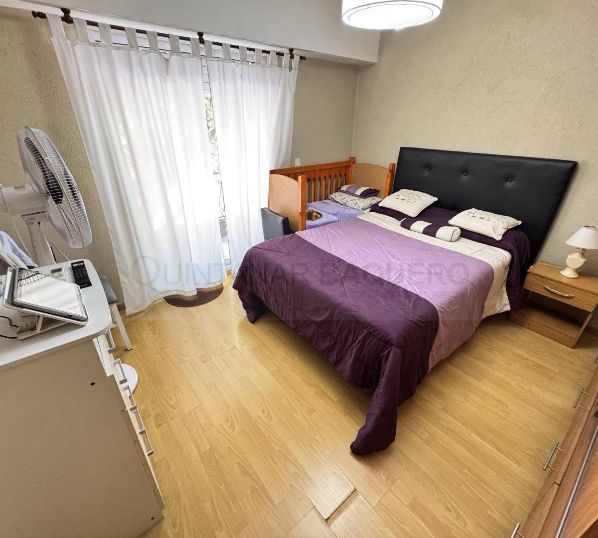 Venta de Casa con Dos Departamentos 1