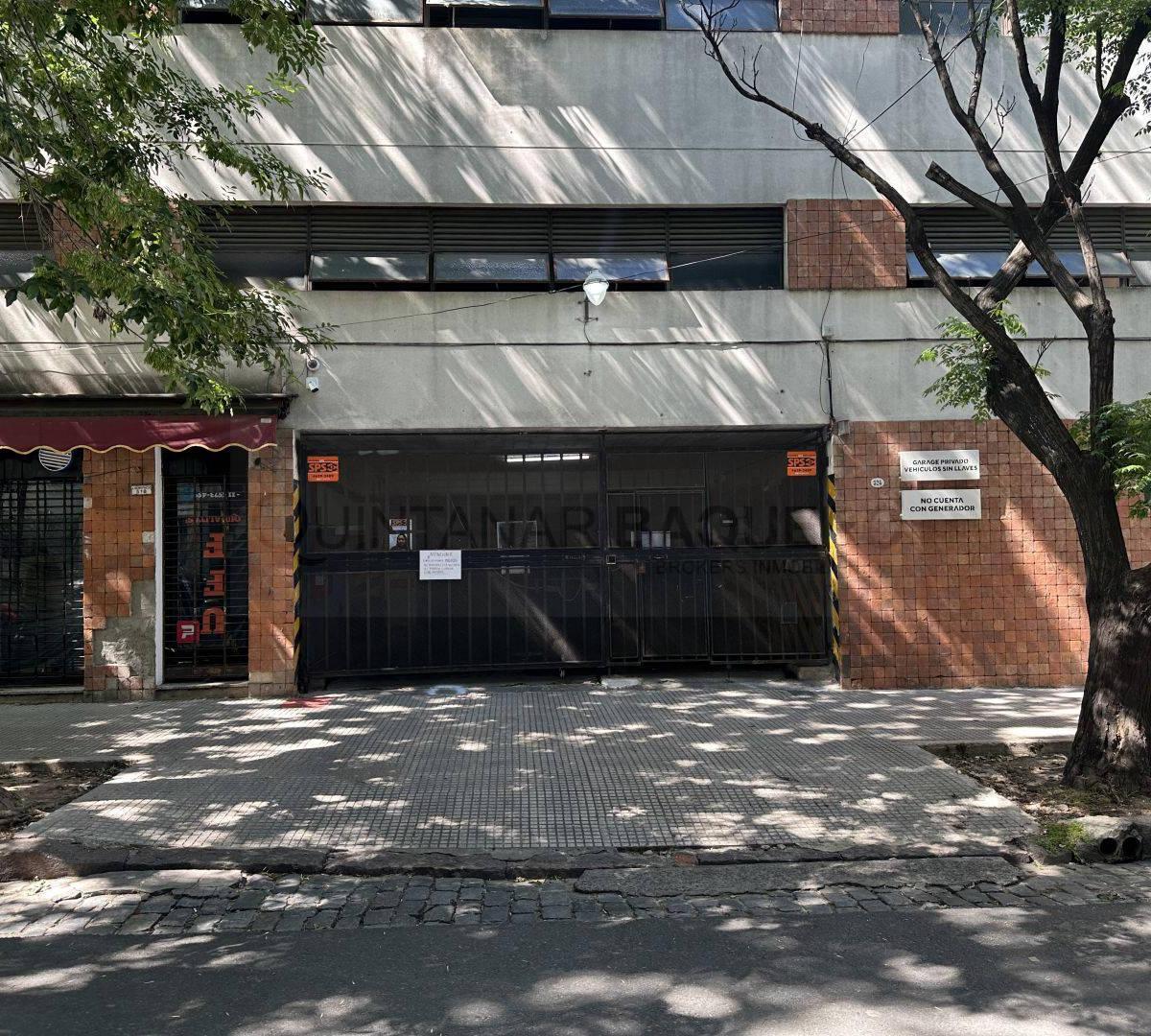 Venta de Cochera en Caballito 2