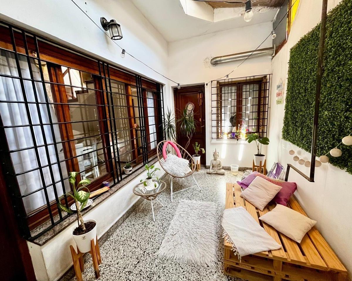Venta de Casa en Flores. Ideal Para 2 Familias. 2