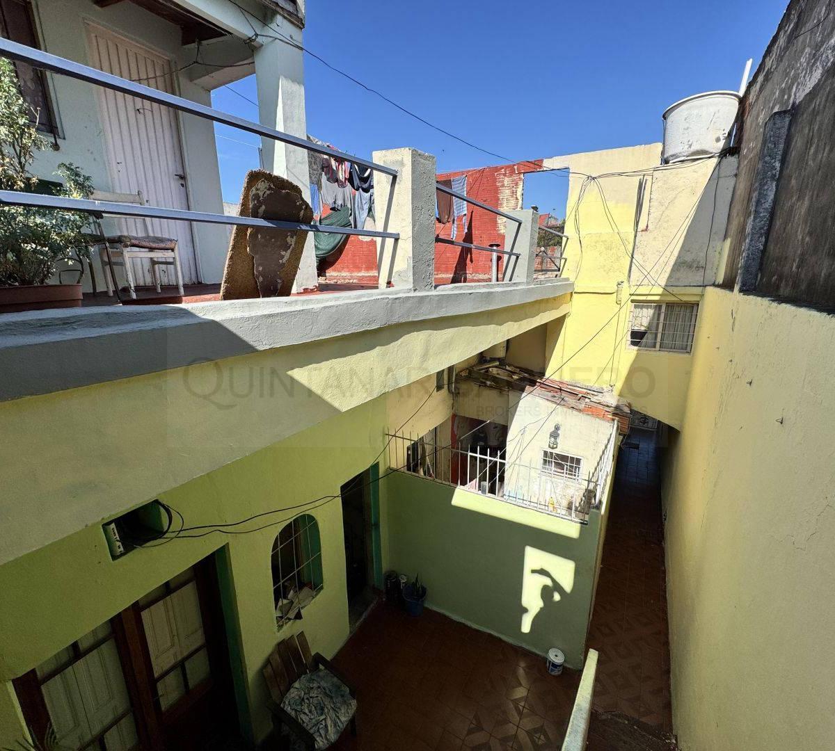 Casa 6 Ambientes. | La Constancia Al 2600 4