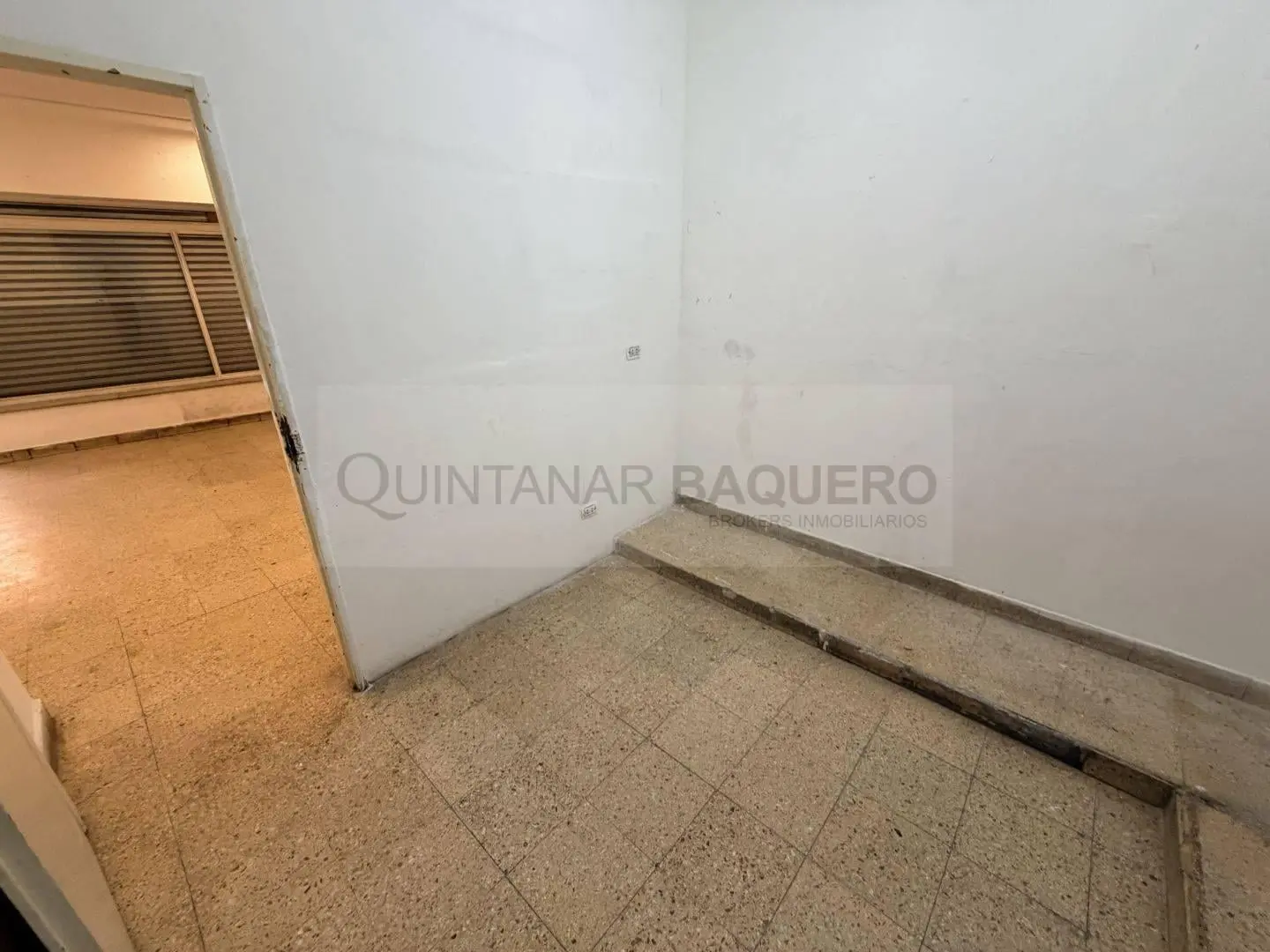 Local . | Uriarte al 2200 3