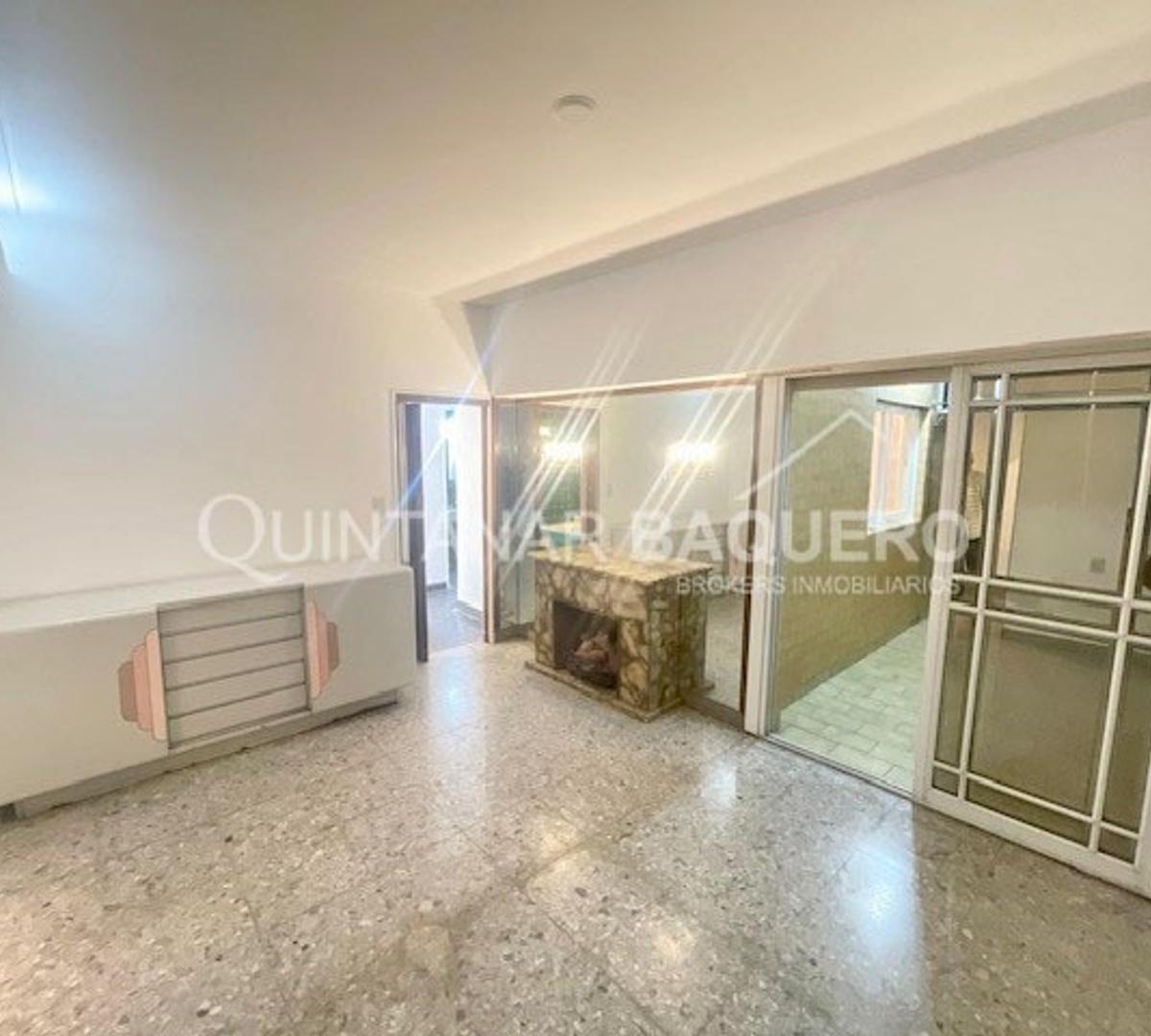 Foto de VENTA: Departamento de 5 ambientes con garage. N. Pompeya., imagen 5