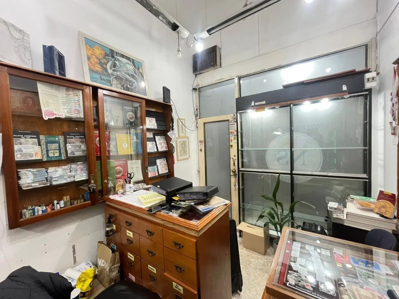 Local Comercial en Venta en San Nicolás | Microcentro Porteño con Sótano y Baño Privado.- 5