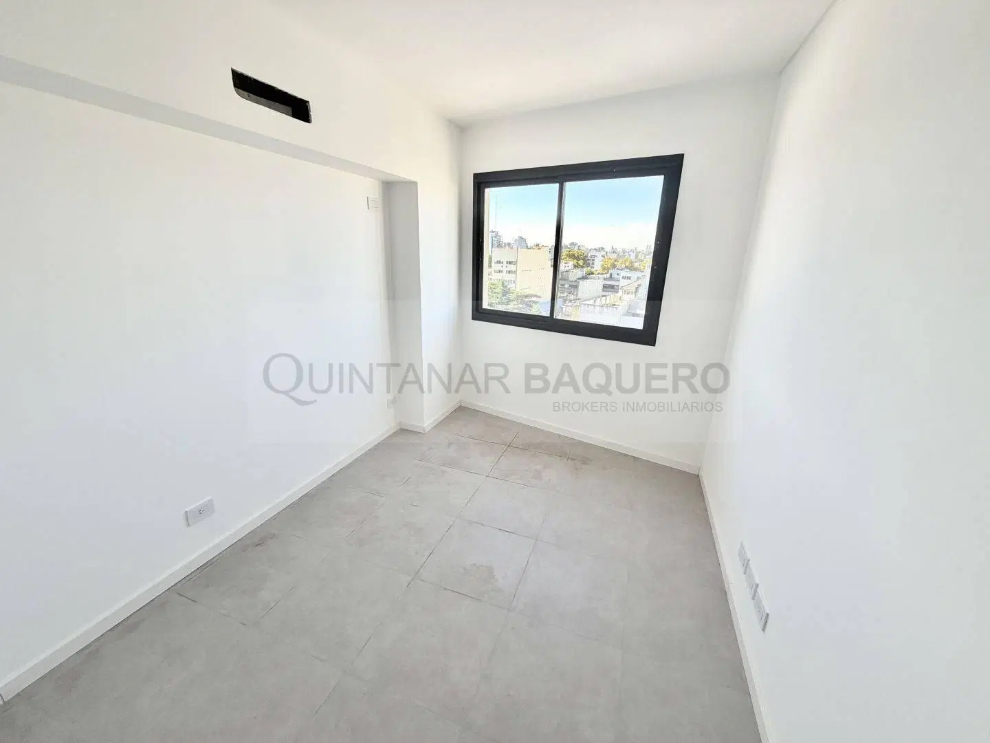 Duplex a estrenar en Flores 2