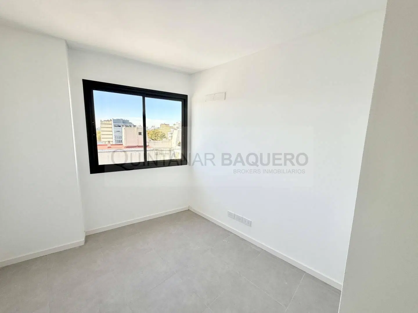 Duplex a estrenar en Flores 4
