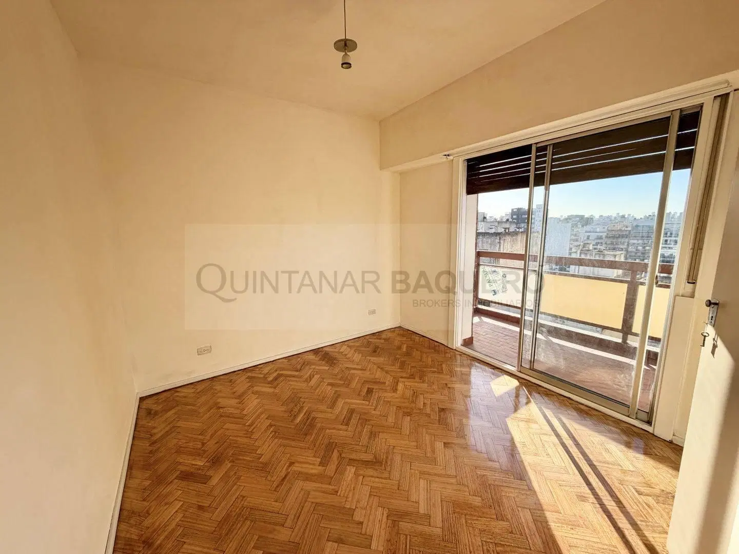 Departamento 3 ambientes. | Av. Jose Maria Moreno al 300 8