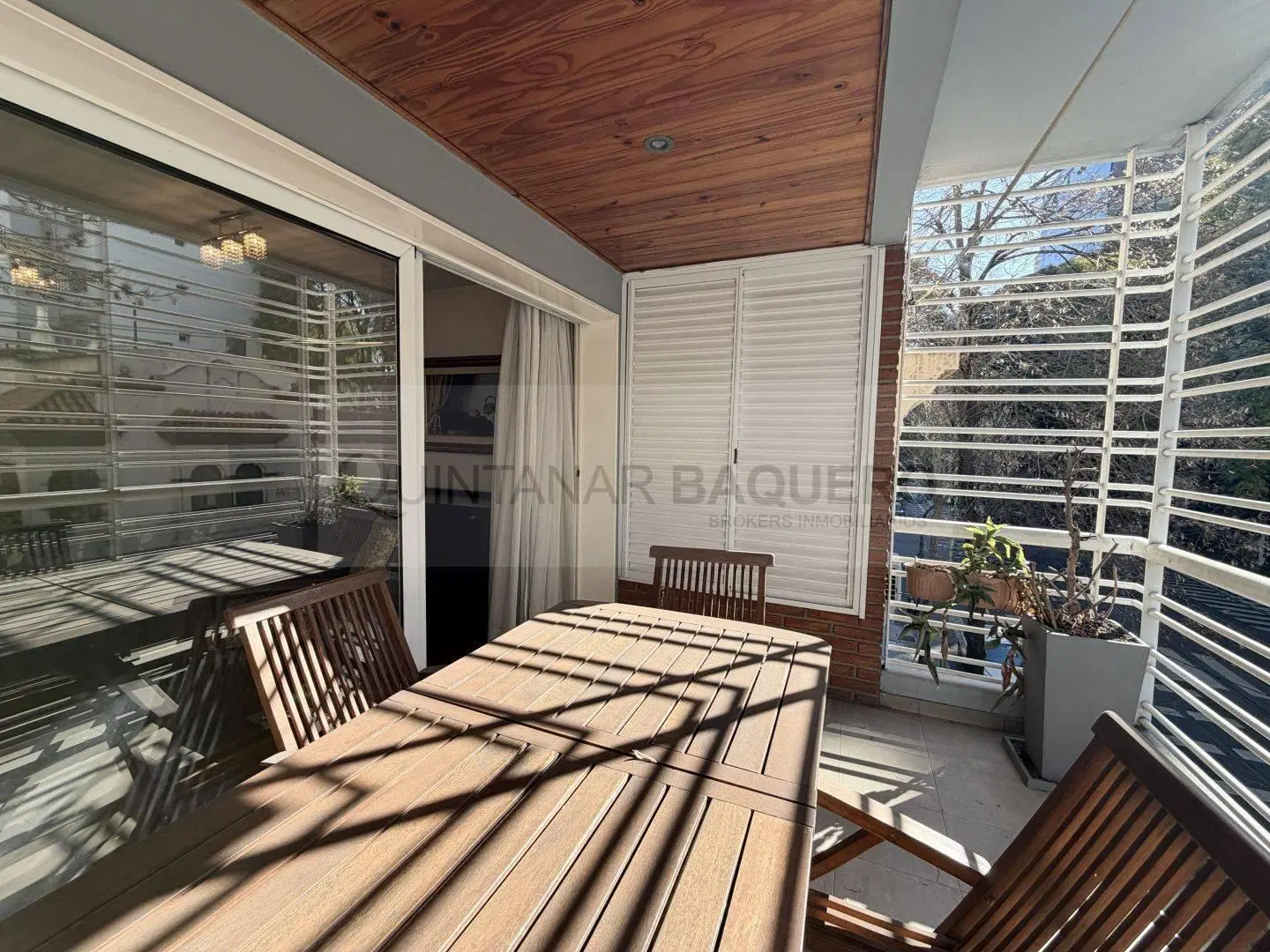 Piso de 4 ambientes con cochera y balcón terraza - Caballito 2