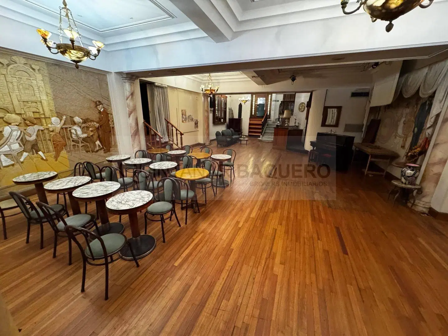 Venta de hotel en San Telmo 3