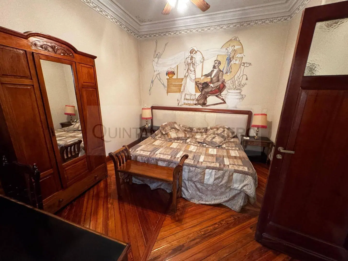 Venta de hotel en San Telmo 8