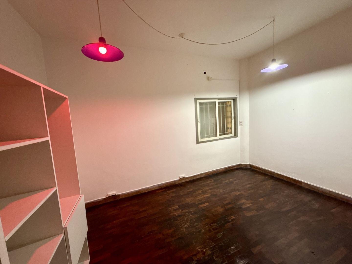 Foto de Alquiler de Departamento Tipo Casa de 3 Ambientes con Garage, Quincho y, imagen 4