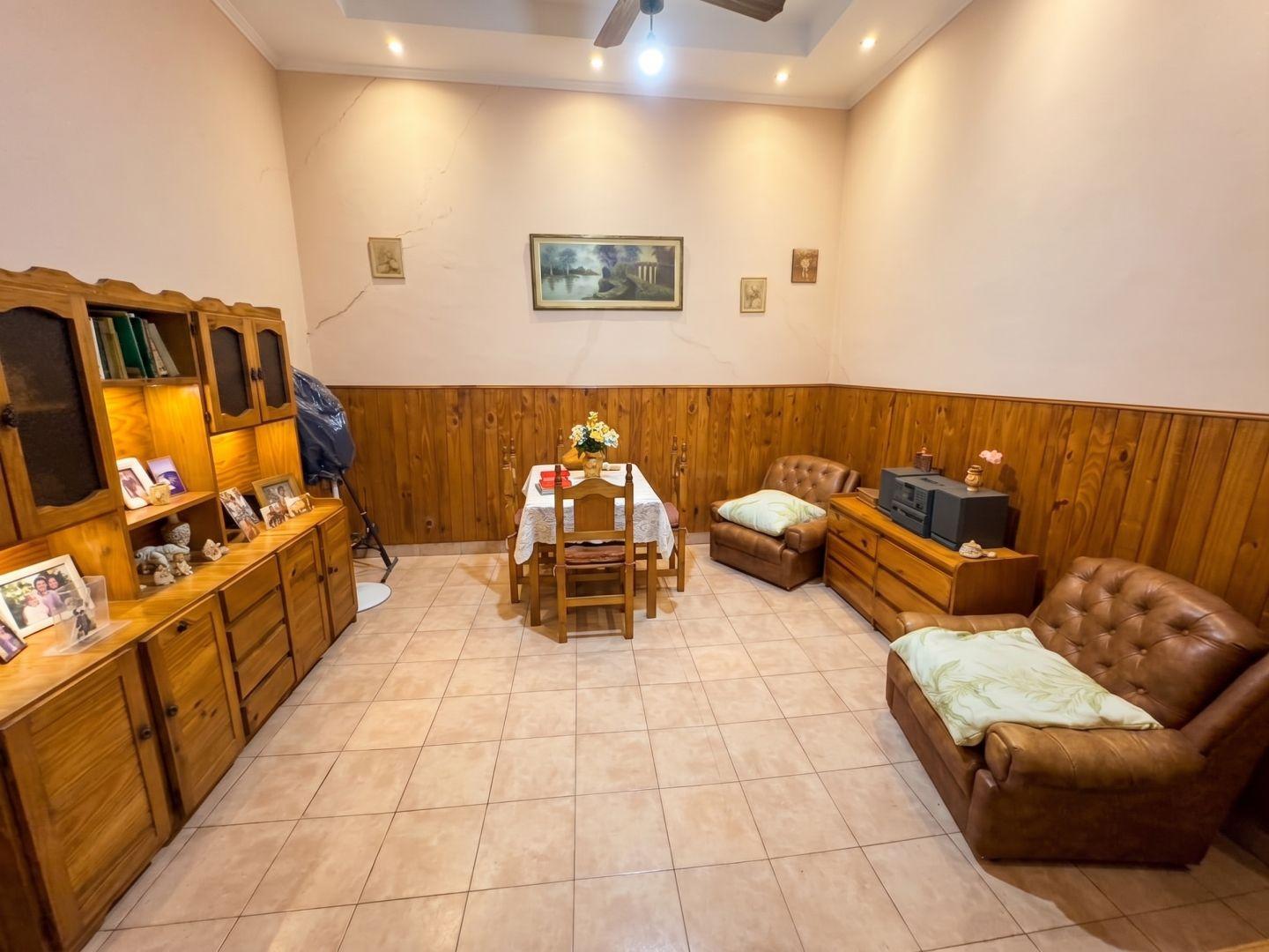 Foto de Casa 4 dormitorios. | Juana de arco al 2500, imagen 3