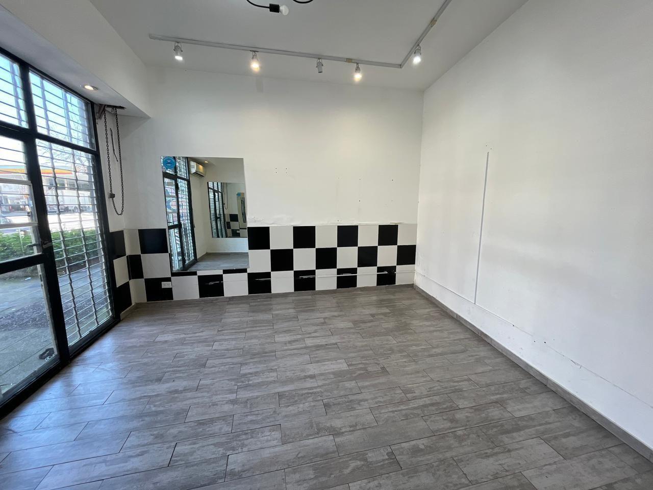 Foto de Venta de Local Comercial de 20 m²  Parque Avellaneda, imagen 1