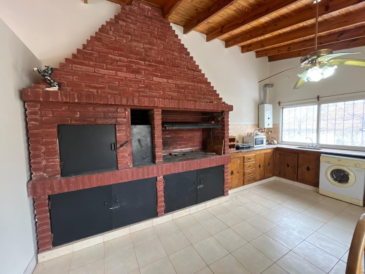 Foto de Alquiler de Departamento Tipo Casa Monoambiente con Patio  Parque, imagen 4