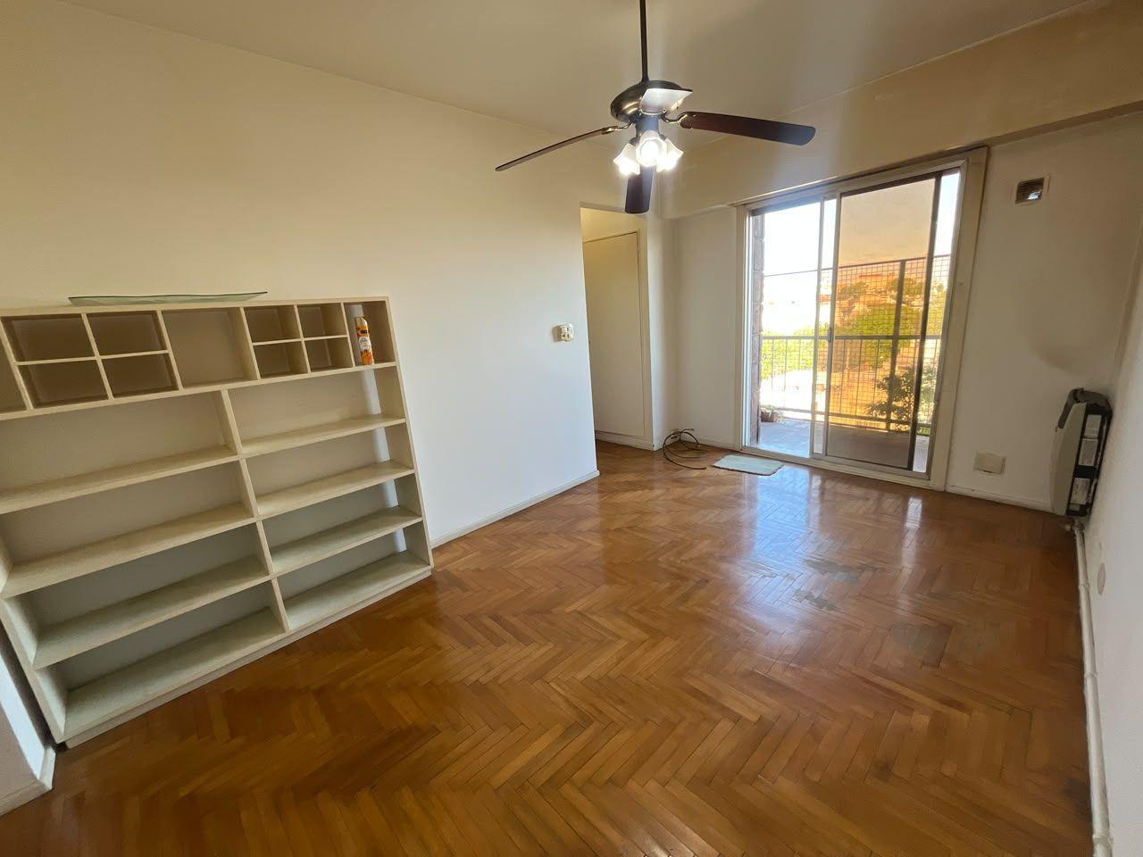 Foto de Alquiler de Departamento de 2 Ambientes con Balcón  Parque Avellaneda, imagen 5