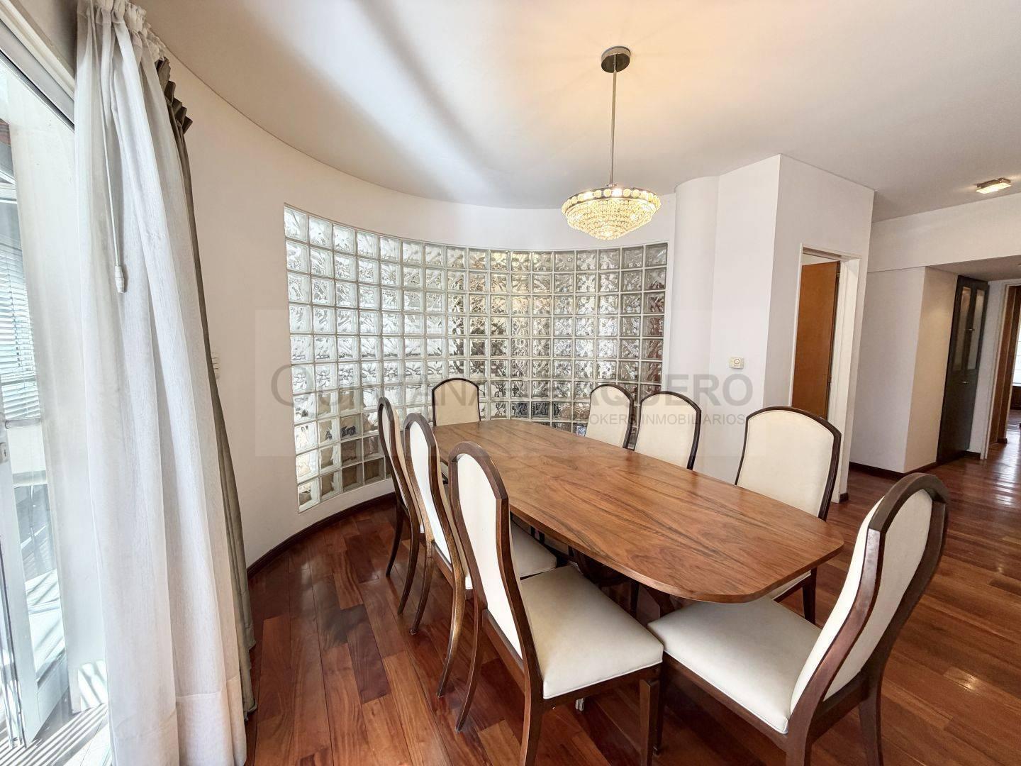 Foto de Piso de 4 ambientes con cochera y balcón terraza - Caballito, imagen 3