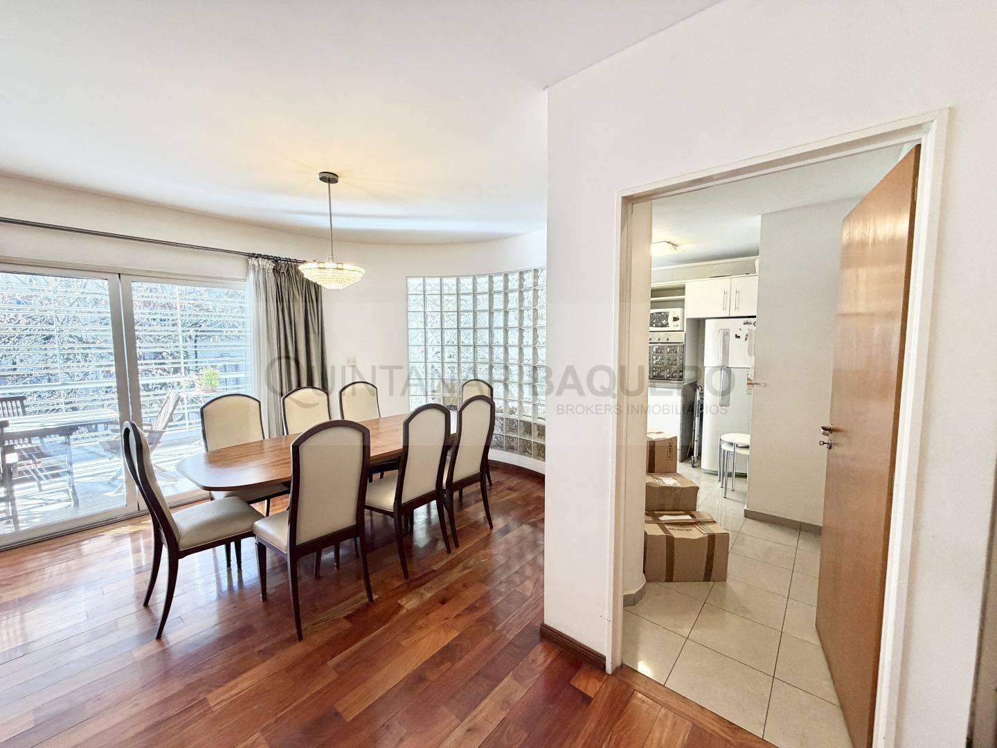 Foto de Piso de 4 ambientes con cochera y balcón terraza - Caballito, imagen 4