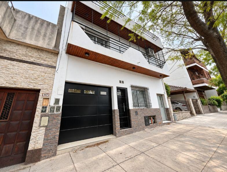 Foto de PH Único en Venta  3 Dormitorios, Cochera, Quincho y Balcón Terraza |, imagen 3