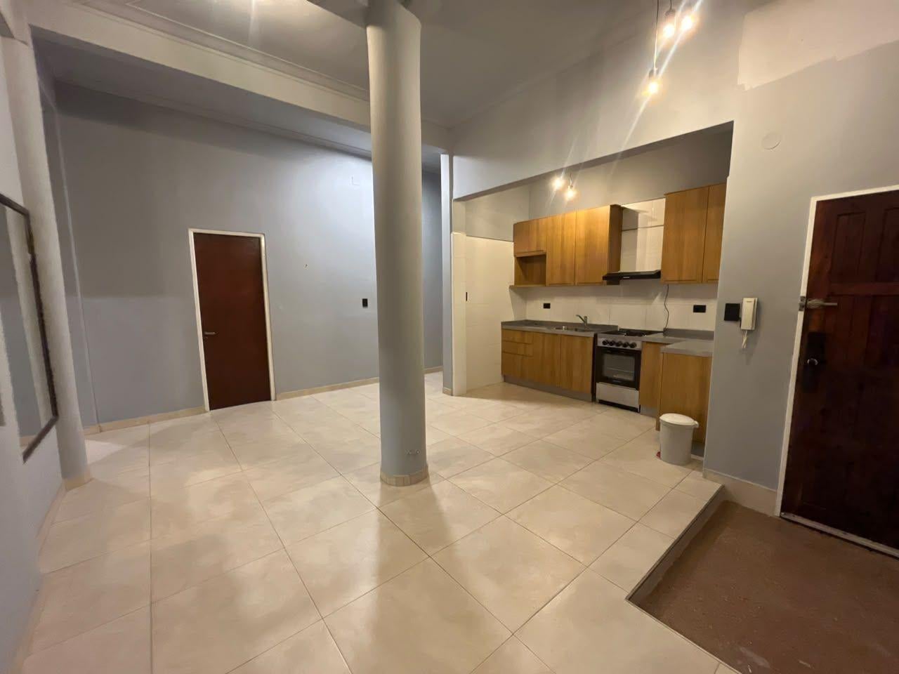 Foto de Alquiler de Departamento Tipo Casa de 4 Ambientes con Patio y Terraza , imagen 5