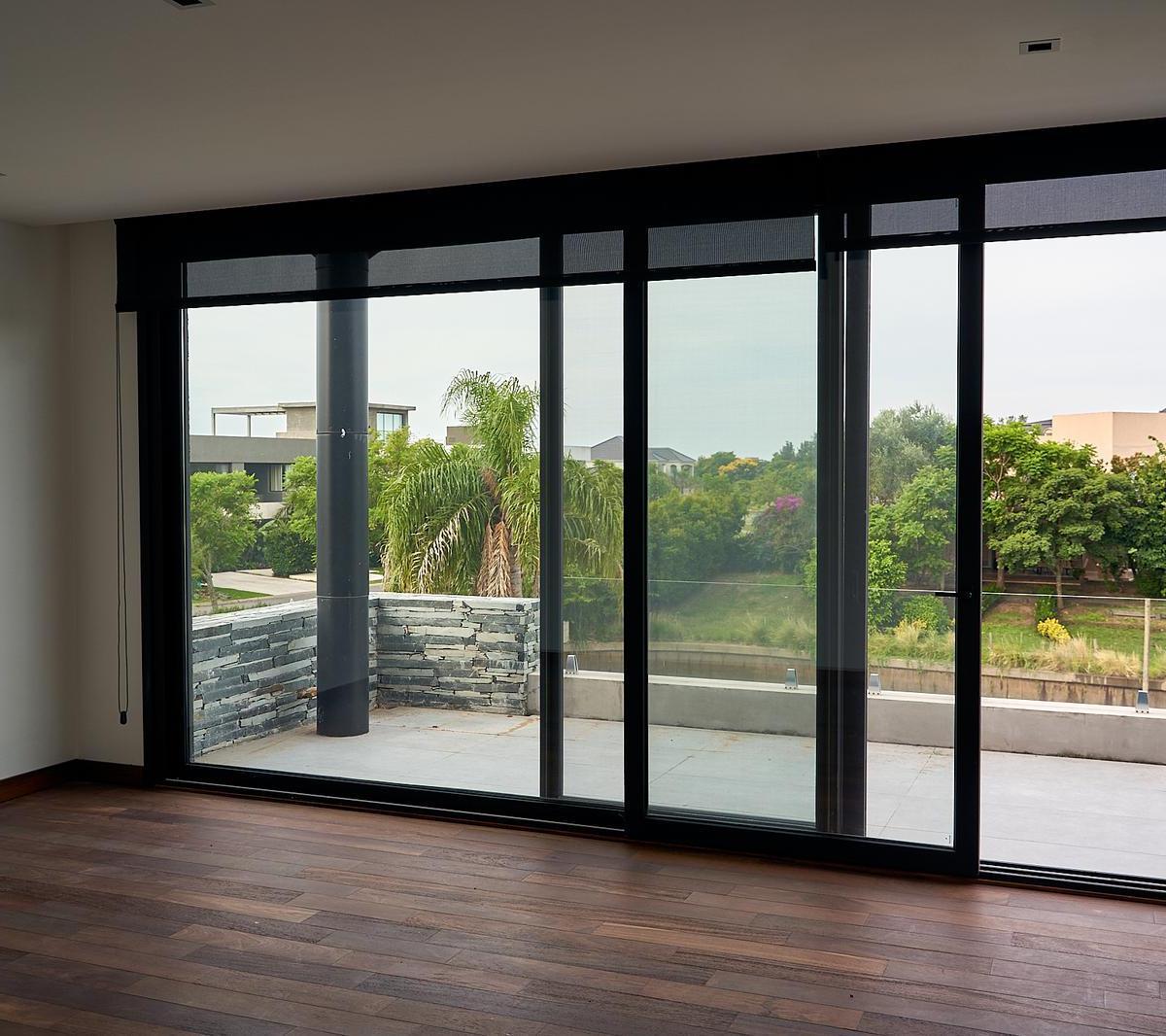 Foto de Espectacular Casa en Venta - Yatch Nordelta - 4 suites - A Estrenar - Materiales de Primera Calidad, imagen 5