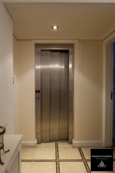 IMPORTANTE CASA - PILETA - ASCENSOR - 4 SUITES