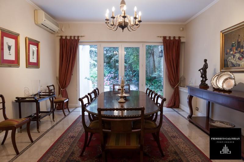 Foto de IMPORTANTE CASA - PILETA - ASCENSOR - 4 SUITES, imagen 4