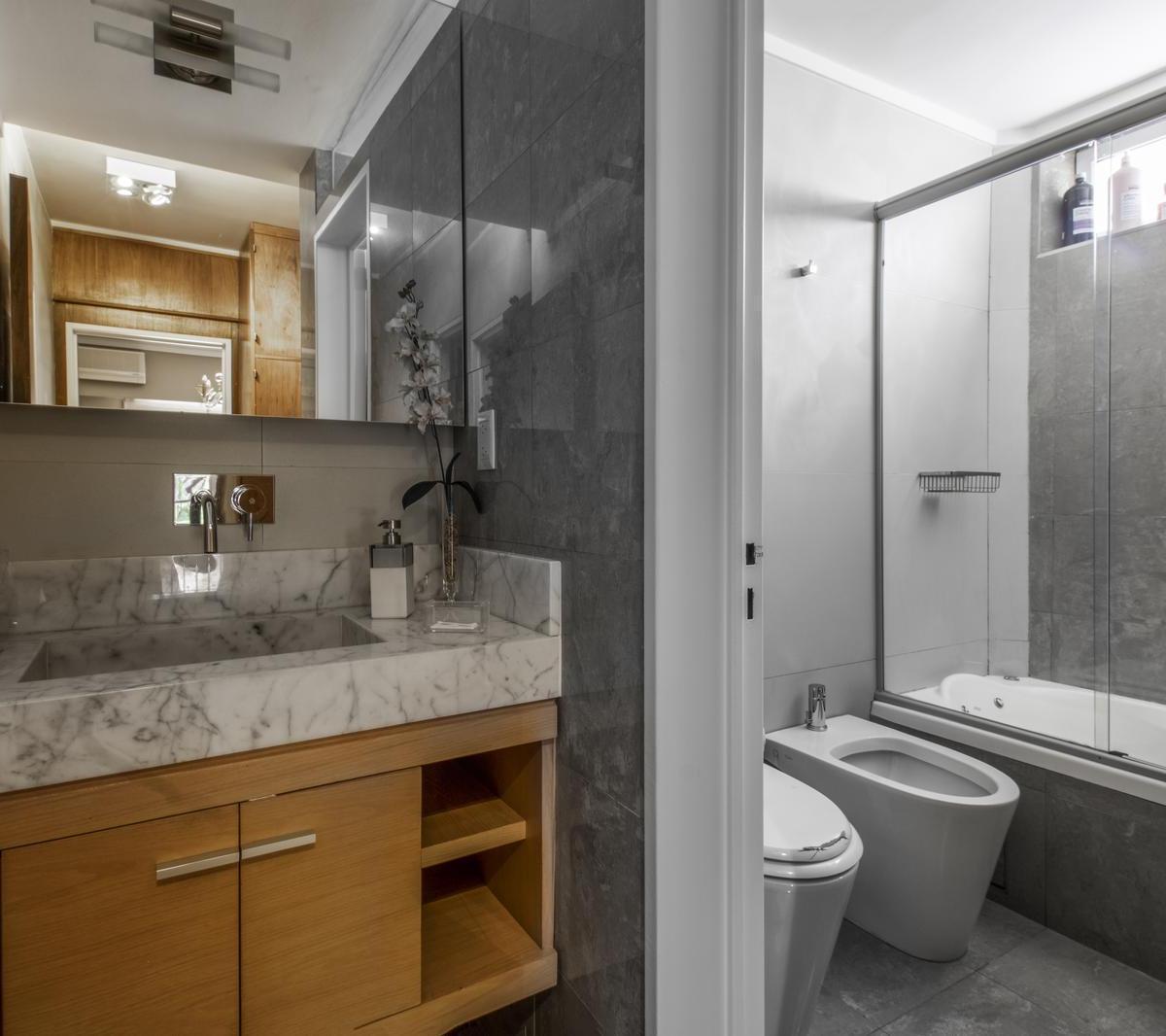 Departamento en Venta Belgrano - 5 Ambientes - Patio con Parrilla - 2 Cocheras Fijas 4