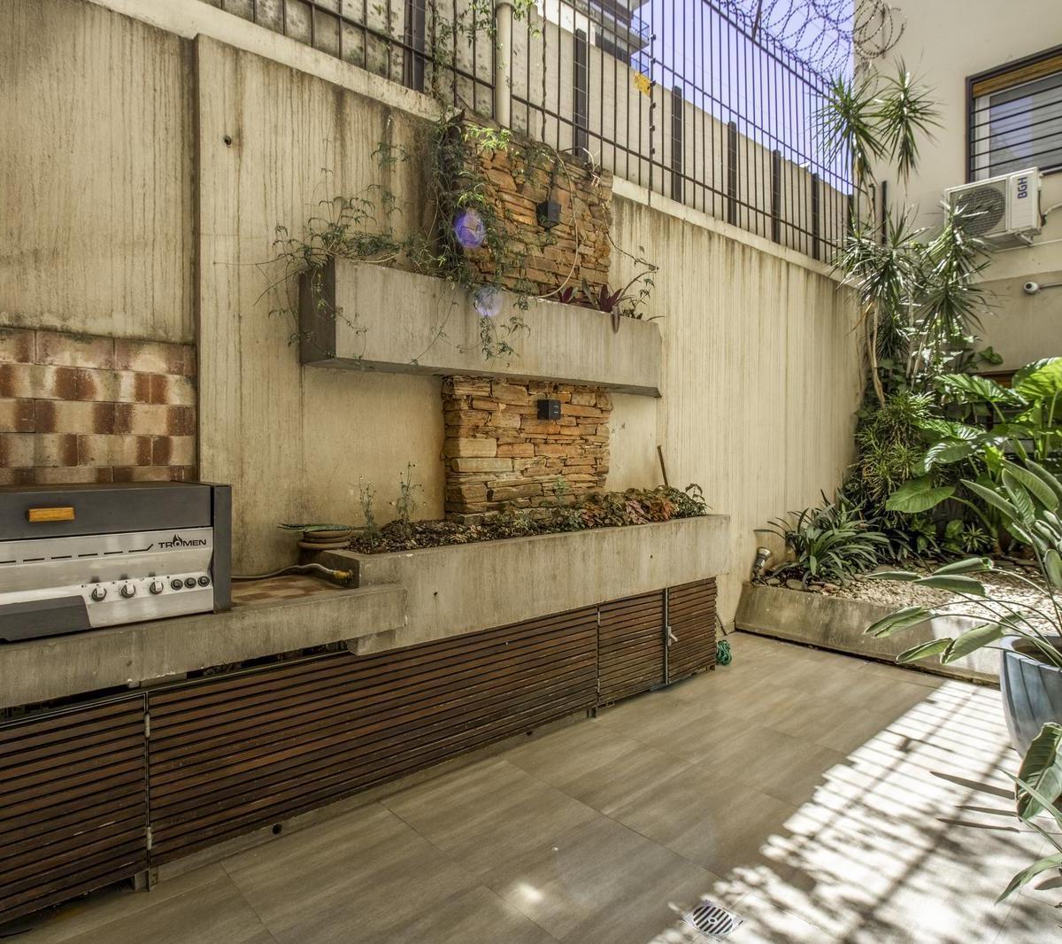 Departamento en Venta Belgrano - 5 Ambientes - Patio con Parrilla - 2 Cocheras Fijas 5
