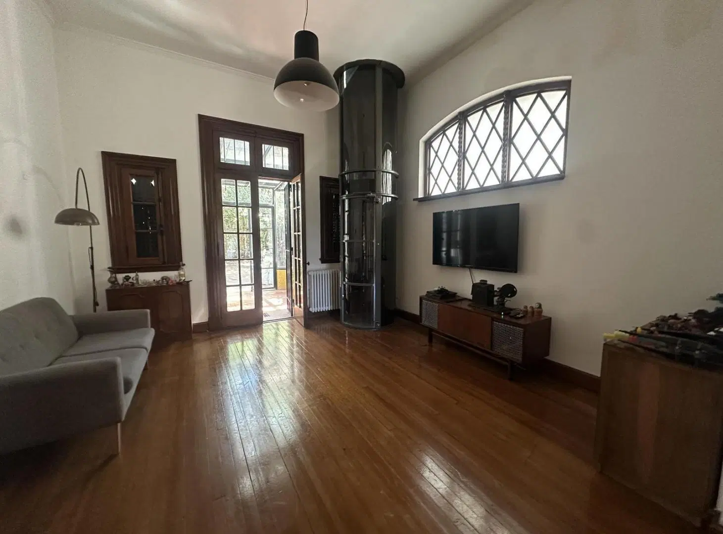 Excelente casa en Belgrano R - 3 Dormitorios , Jardín- 3