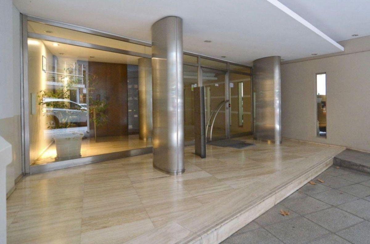 Foto de Excelente dos ambientes edificio con pileta, imagen 2