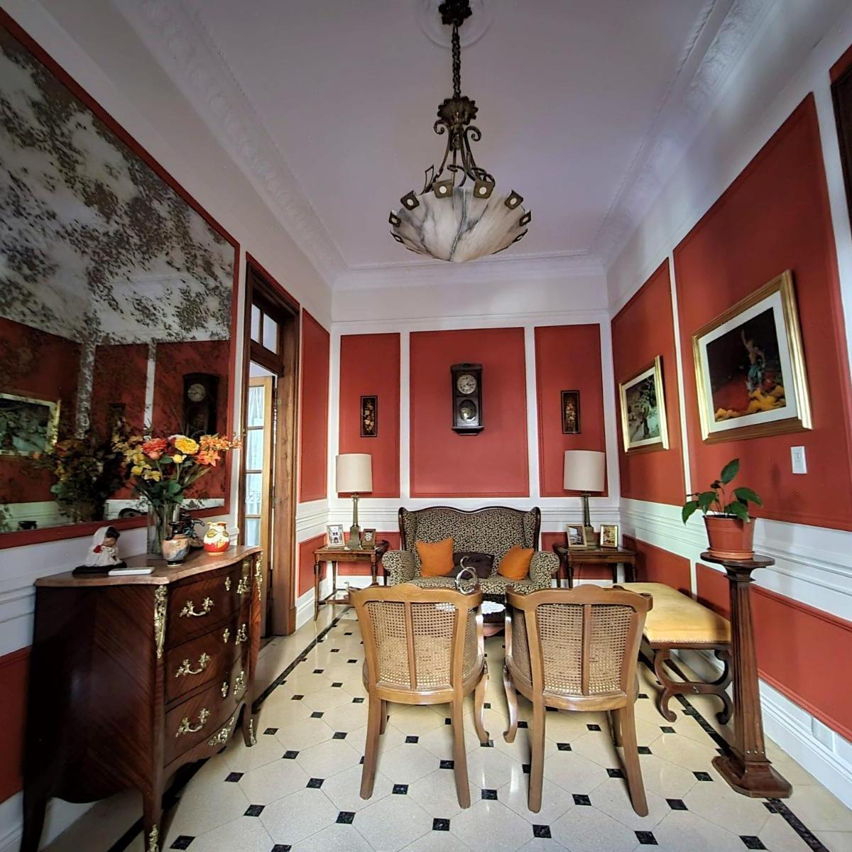 "Exclusiva Propiedad Estilo Tudor: Elegancia Para Compradores Exigentes" 5