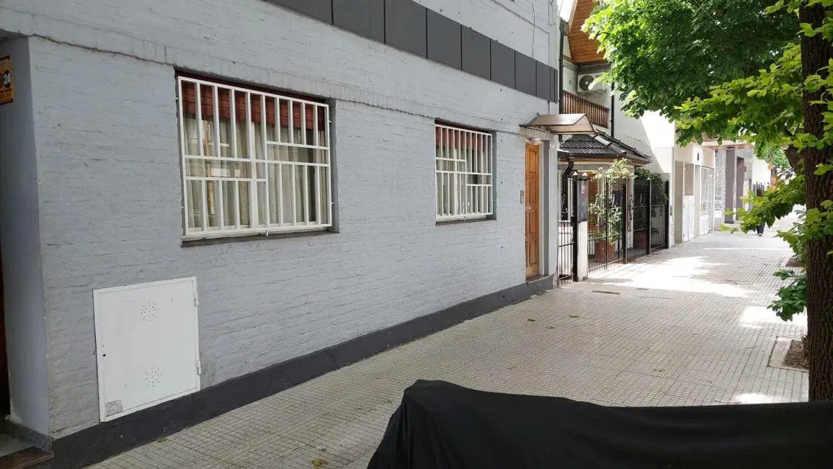 ¡Oportunidad en Liniers! PH 2 Ambientes con Balcón 2