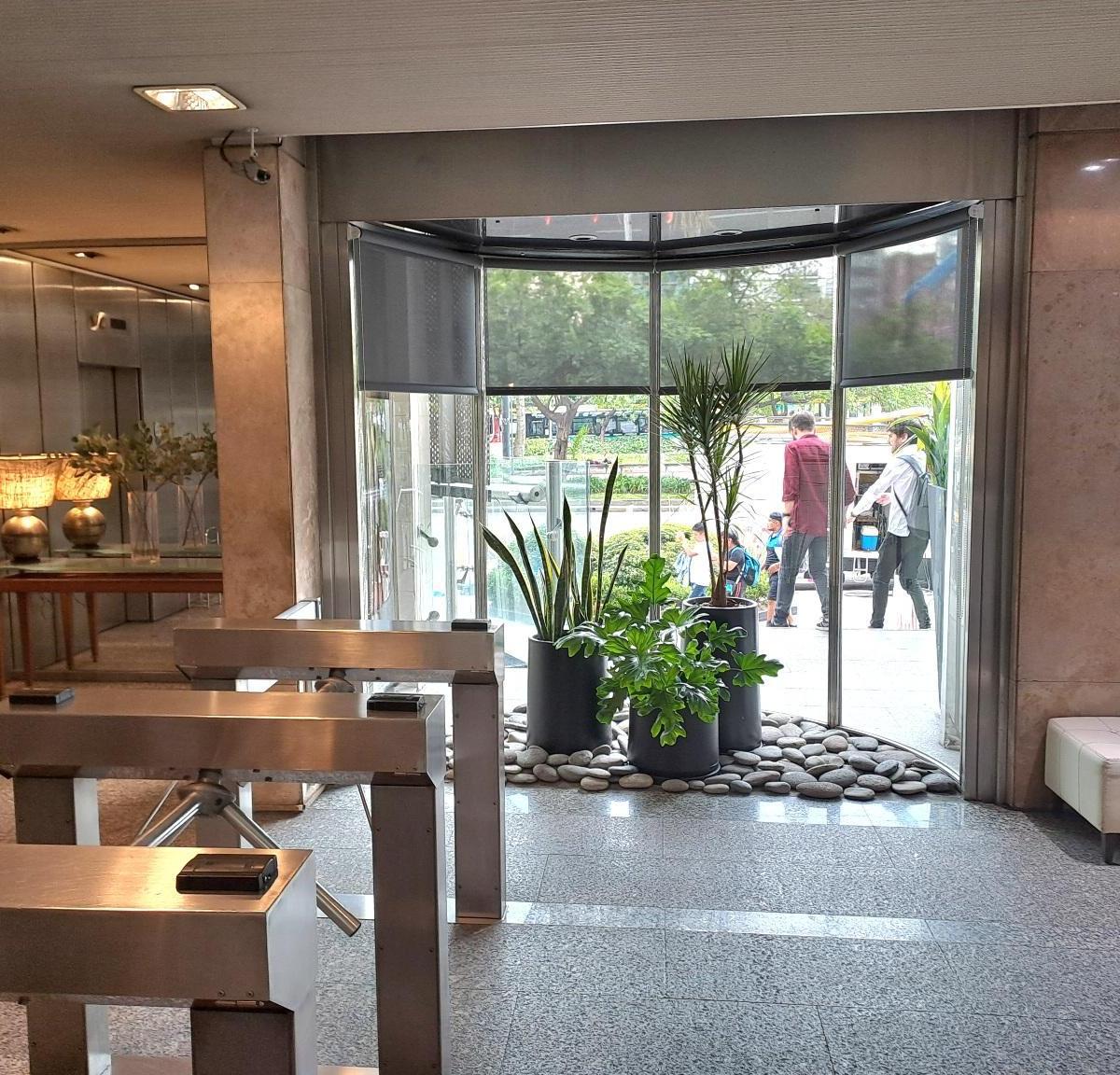 Foto de Oficinas en Alquiler | Retiro | 500 m², imagen 2