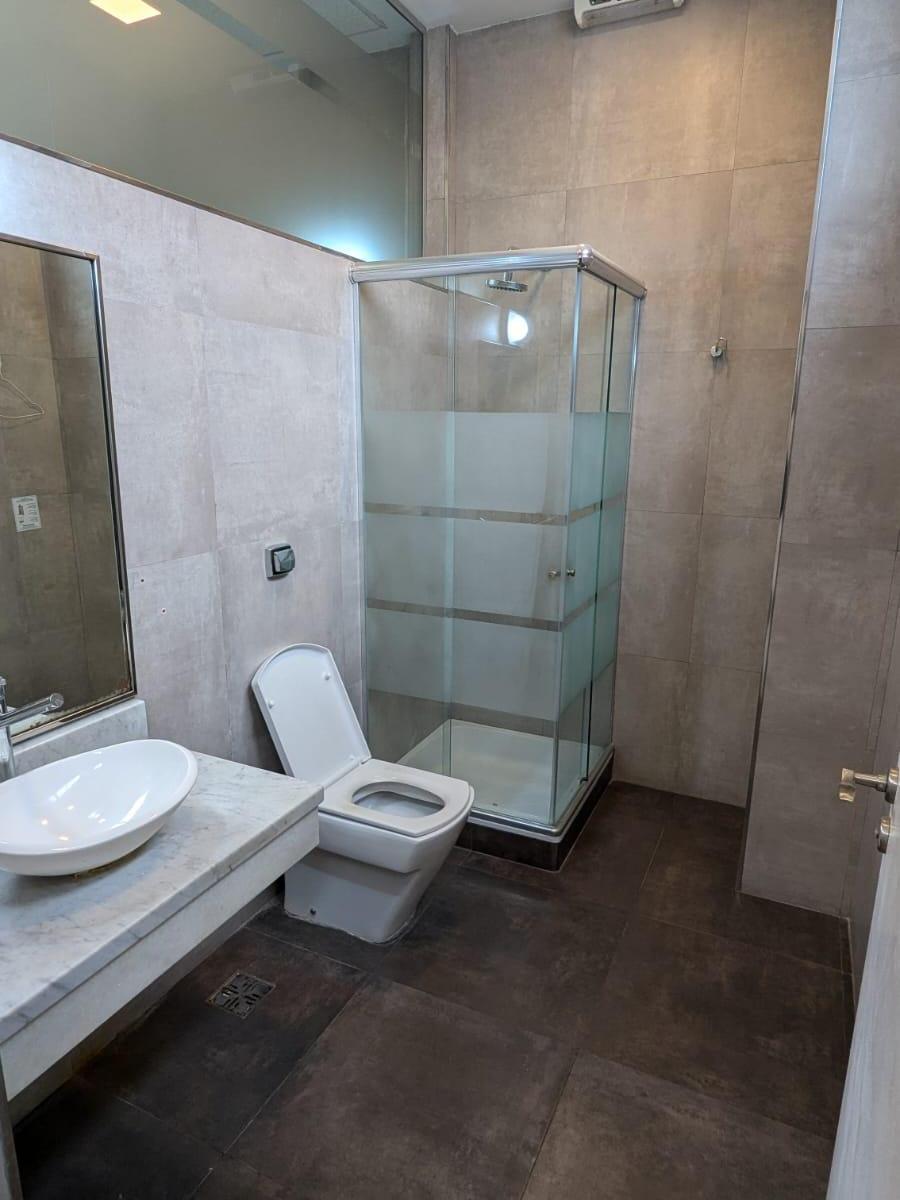 Foto de Oficina de 1.300 m2 Lista Para Usar en Excelente Estado!, imagen 2