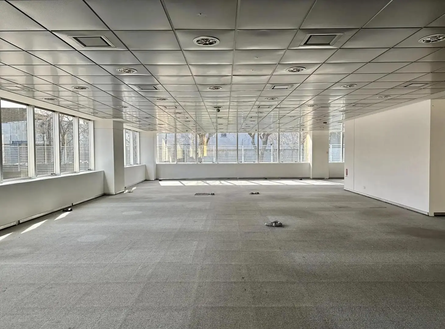 Oficinas en alquiler | Córdoba y Haití | 1.970 m² en dos pisos. 3